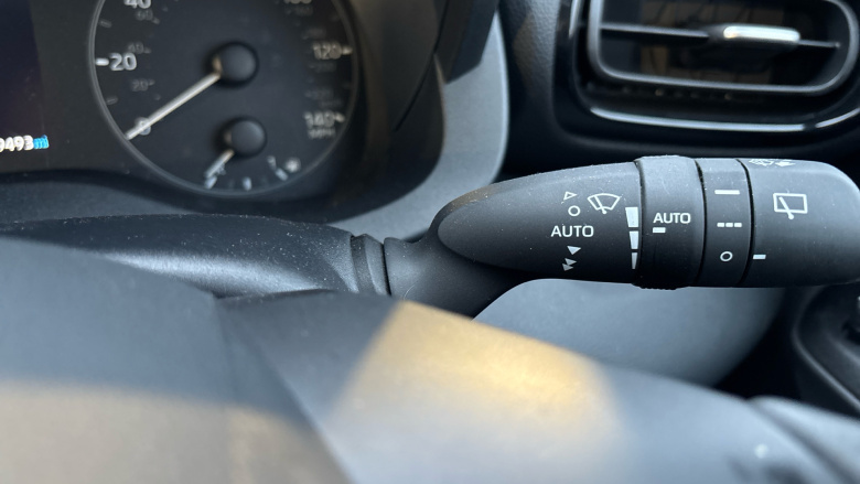 Toyota Yaris 1.5 Hybrid Icon 5dr CVT Hybrid Hatchback